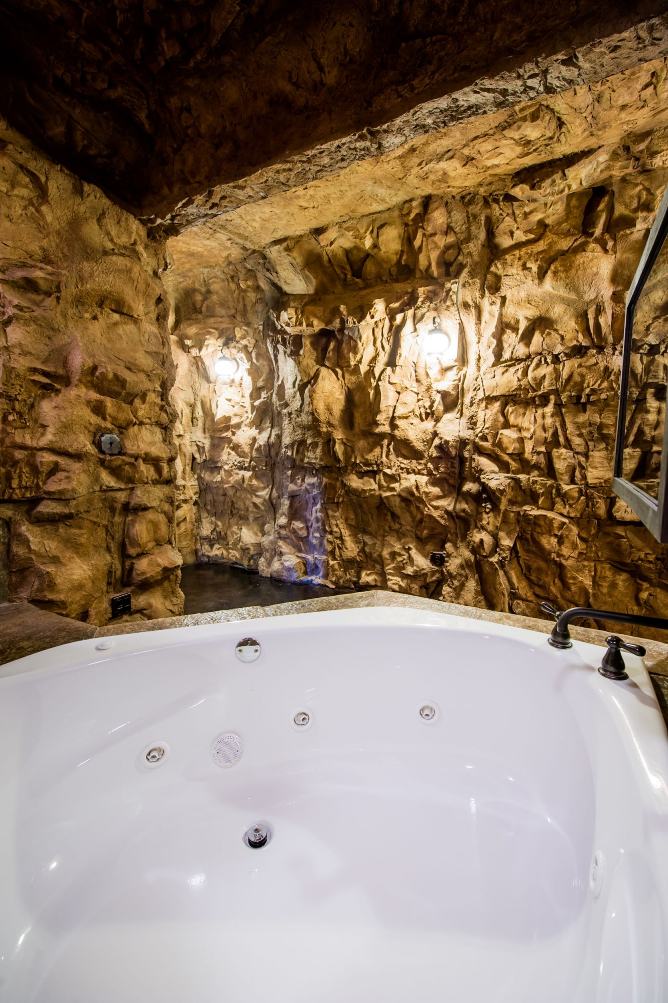 Eureka Springs Hobbit Caves Eureka Springs Treehouses Eureka Springs, AR