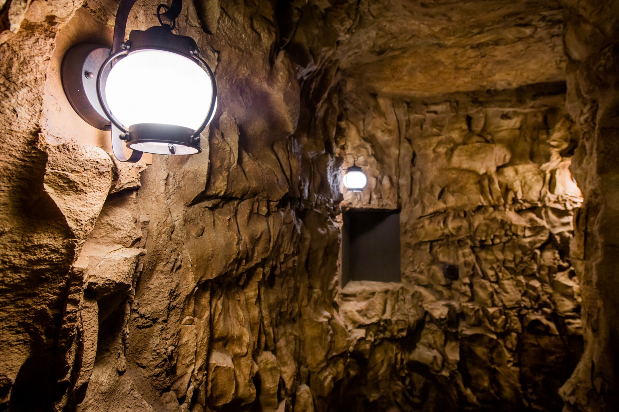 Eureka Springs Hobbit Caves | Eureka Springs Treehouses | Eureka ...