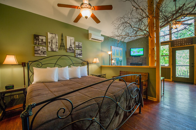 View Treehouse Eureka Springs Treehouses Eureka Springs Ar